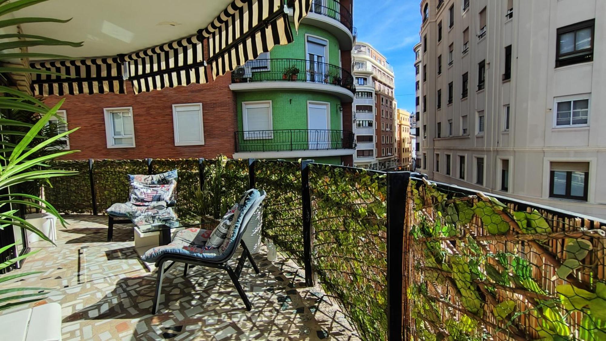 Terrasa De Mercado Central Valencia Luaran gambar